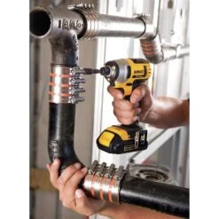 DeWalt 20V MAX Cordless Brushed 4 Tool Combo Kit -Makillta Store 02ee4164 1e79 49c7 ac5c e0a22e0c2539