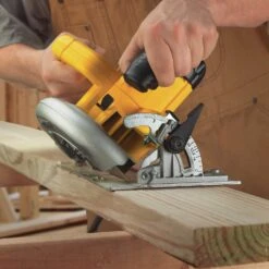 DeWalt 15 Amps 7-1/4 In. Corded Circular Saw 17 DeWalt 15 Amps 7-1/4 In. Corded Circular Saw -Makillta Store 0717217e 0e4f 49e5 904f d3466cb46c22