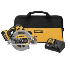 DeWalt 20V MAX XR 7-1/4 In. Cordless Brushless Circular Saw Kit (Battery & Charger)