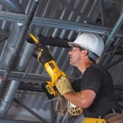 DeWalt 20V MAX Cordless Brushed Reciprocating Saw Kit (Battery & Charger) -Makillta Store 4c7846cd 72c7 4e04 8361 5a01cf447c90