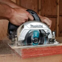 Makita 18V 6-1/2 In. Cordless Brushless Compact Circular Saw Kit (Battery & Charger) -Makillta Store 4f701654 a23e 468f b40e 9d3443d95301