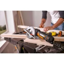 Worx 4.5 Amps 4-1/2 In. Corded Compact Circular Saw -Makillta Store 8342ea89 f583 4b95 b92e 5cbb173110a1