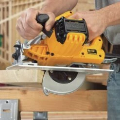 DeWalt 15 Amps 7-1/4 In. Corded Circular Saw 18 DeWalt 15 Amps 7-1/4 In. Corded Circular Saw -Makillta Store d5c34dfa 67fd 4deb 9976 8000c7aef7ca